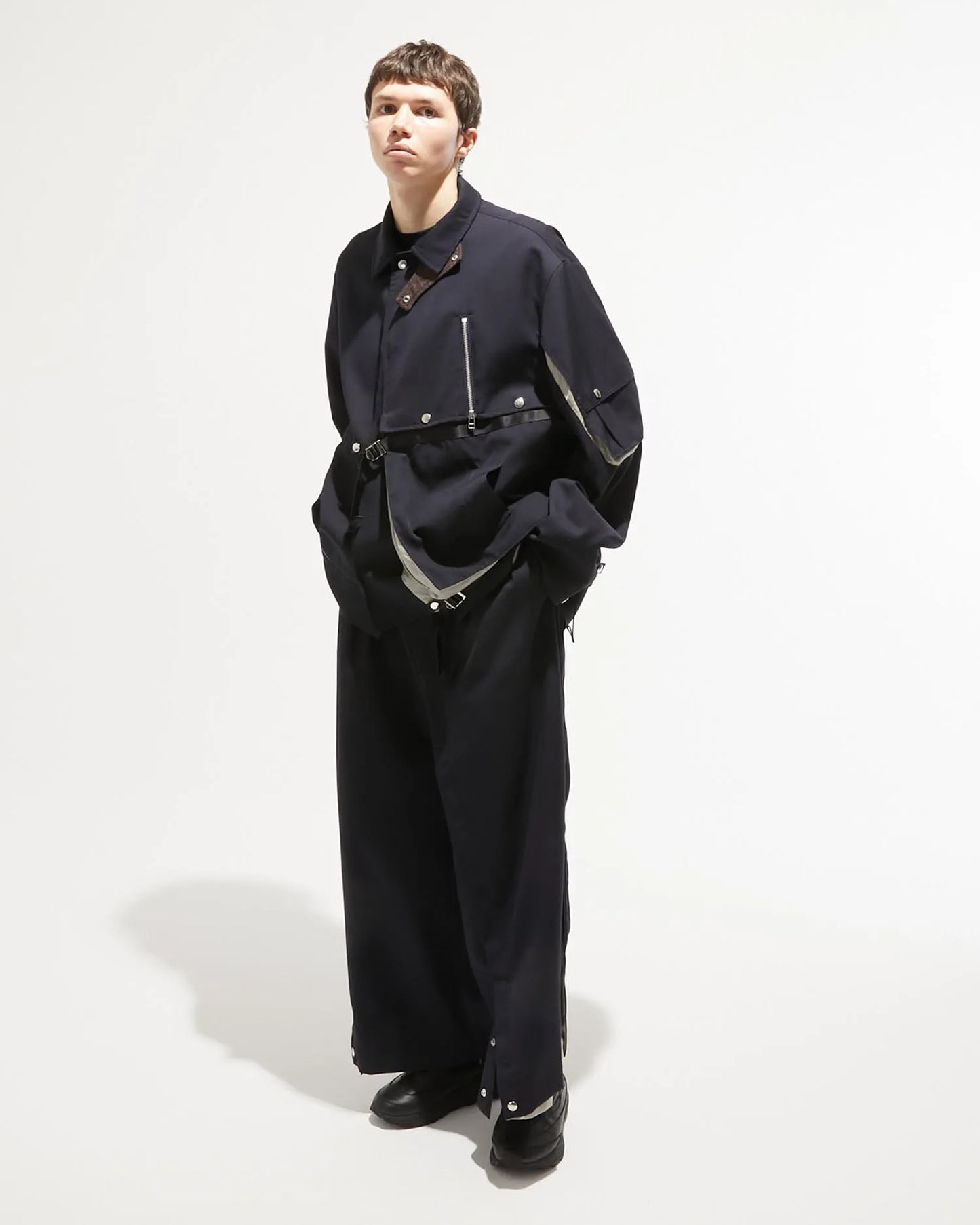 ∠13° GABARDINE WIDE SLACKS NAVY