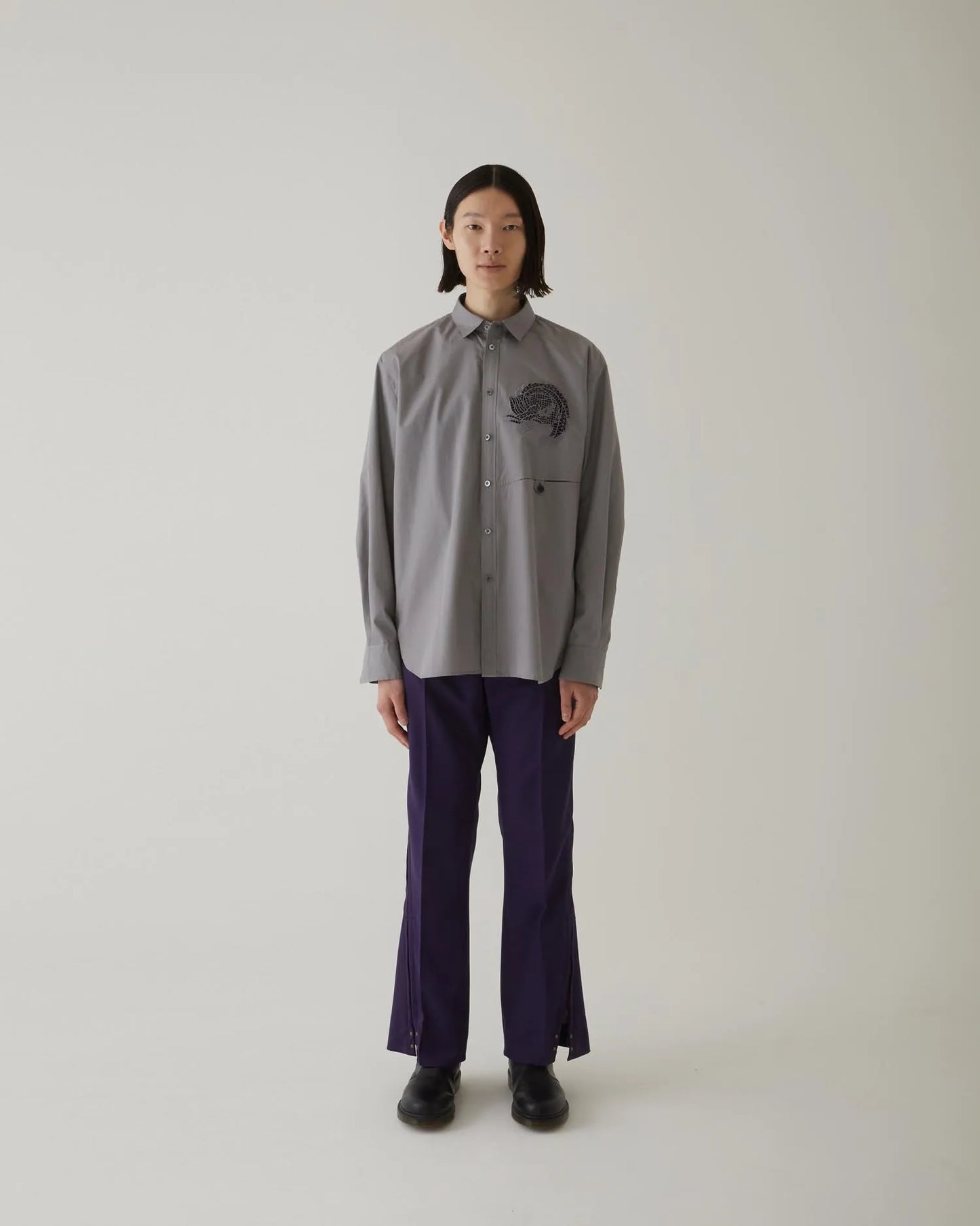 EMBROIDERY SHIRT GREY