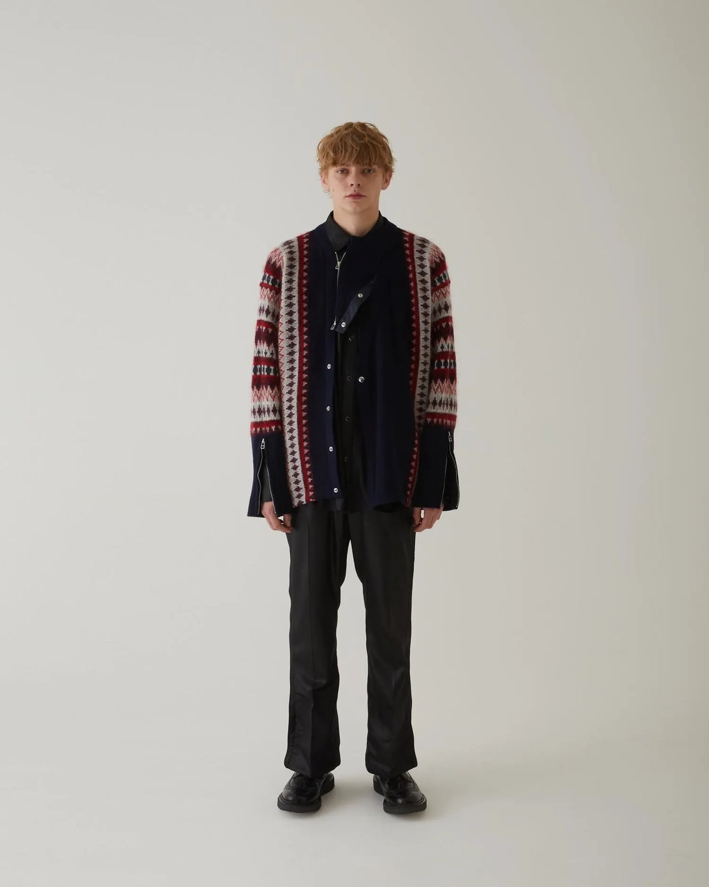 FAIR ISLE FRONT SLIT KNIT NAVY × RED