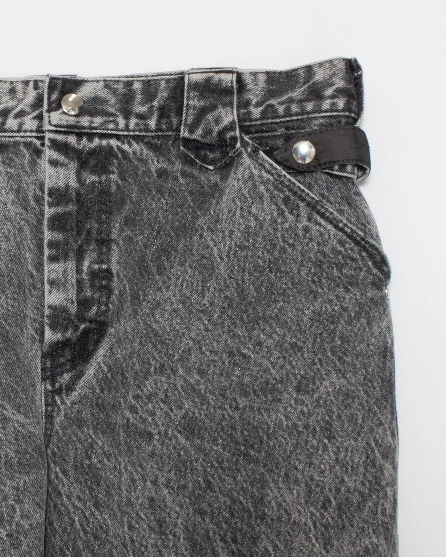 CRACKS BLEACH FLARED DENIM PANTS BLACK