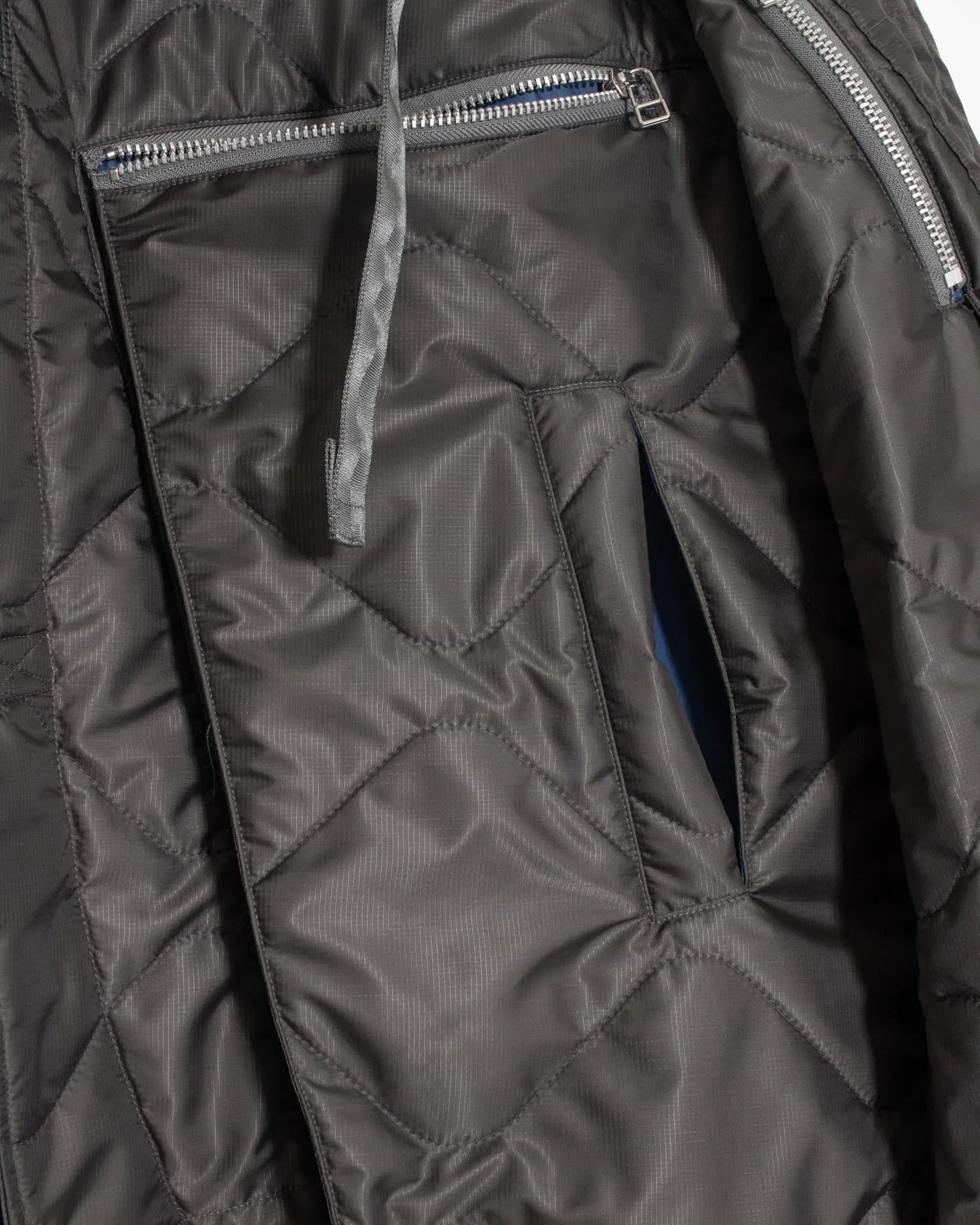 LEATHER SATIN QUILTING JERKIN BLOUSON GREY