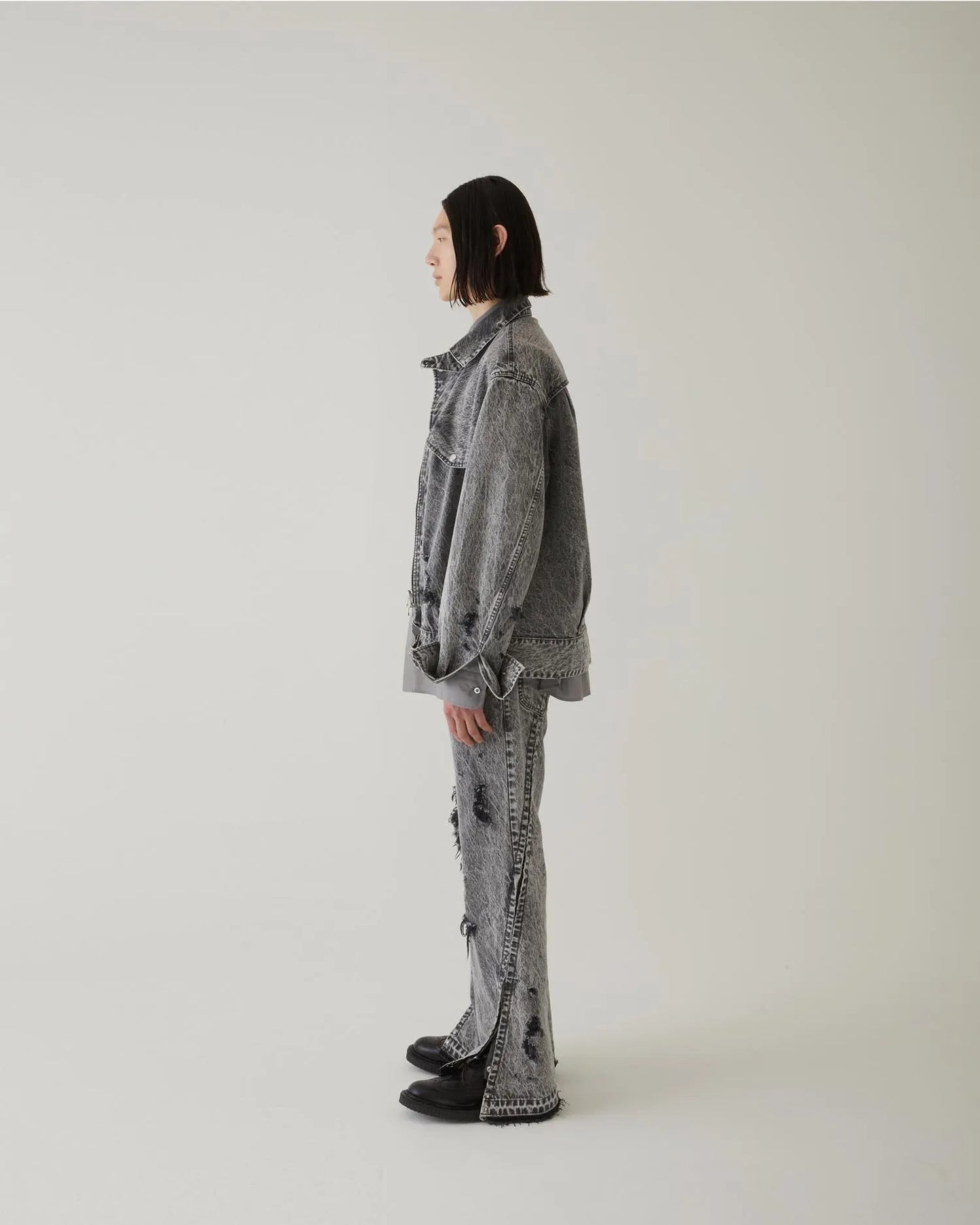 CRACKS BLEACH FLARED DENIM PANTS BLACK