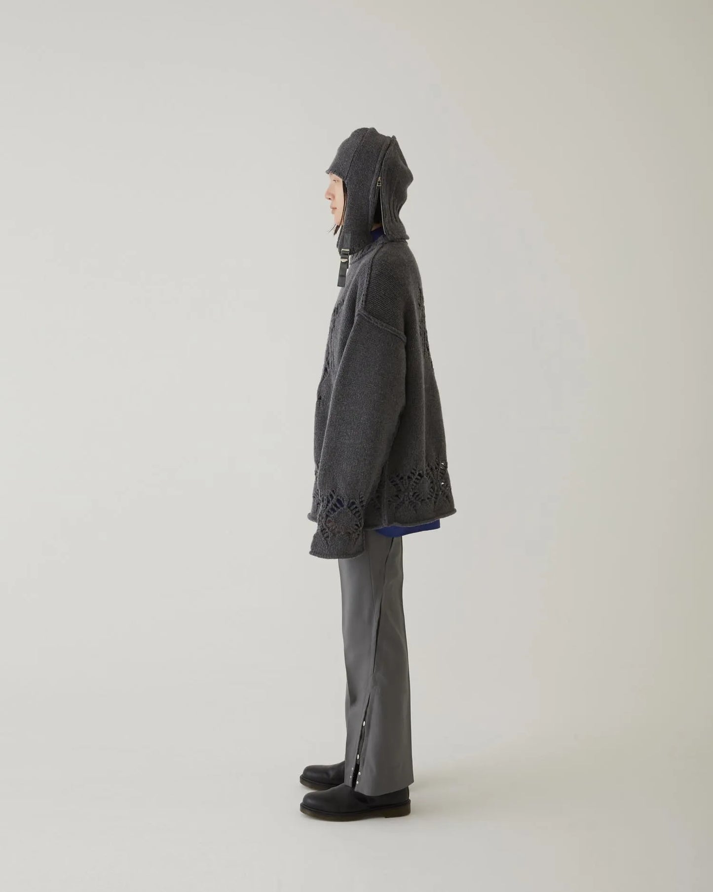 EAGLE PATTERN DAMAGE KNIT GREY