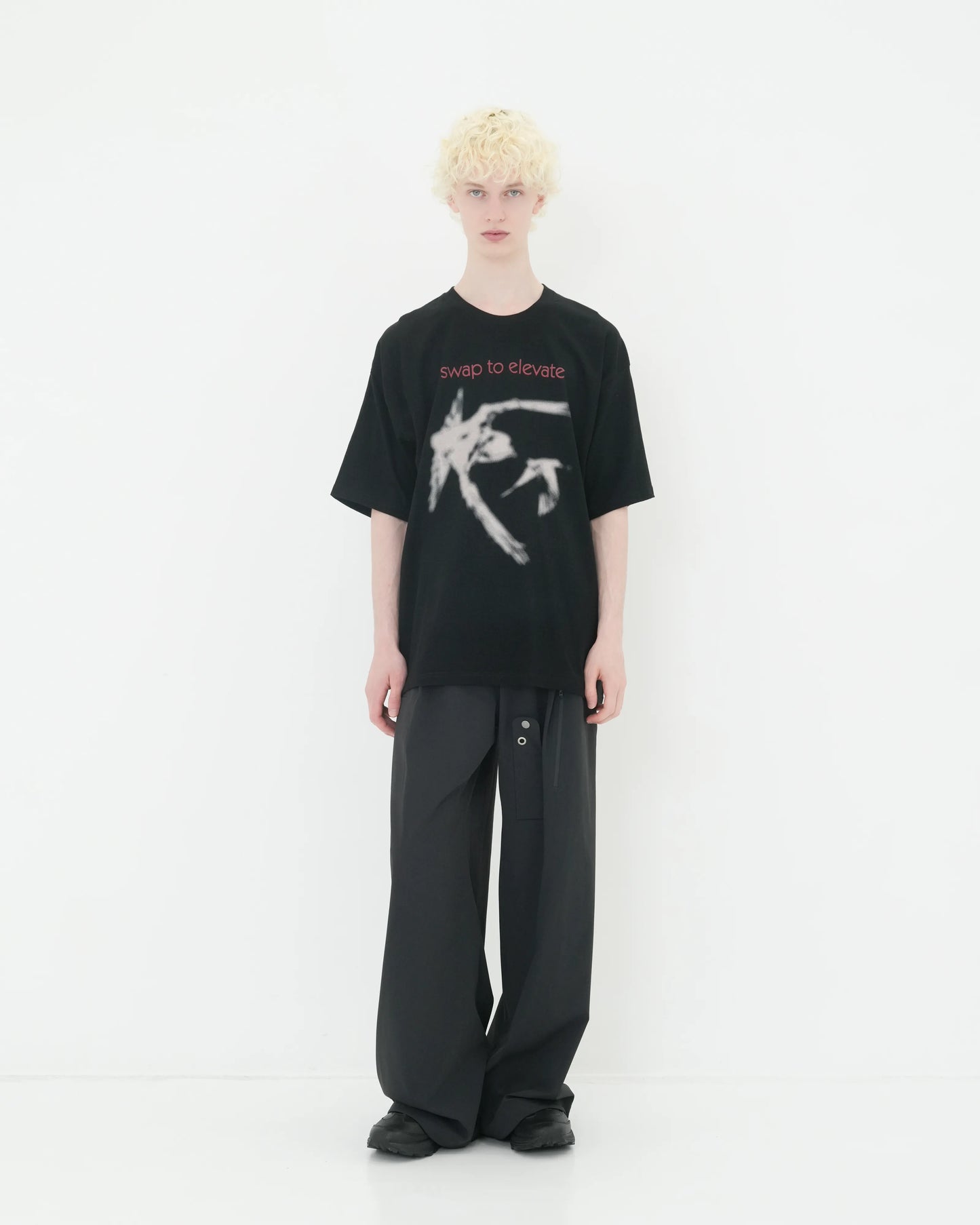 PRINT T-SHIRT "SWAP TO ELEVATE" BLACK