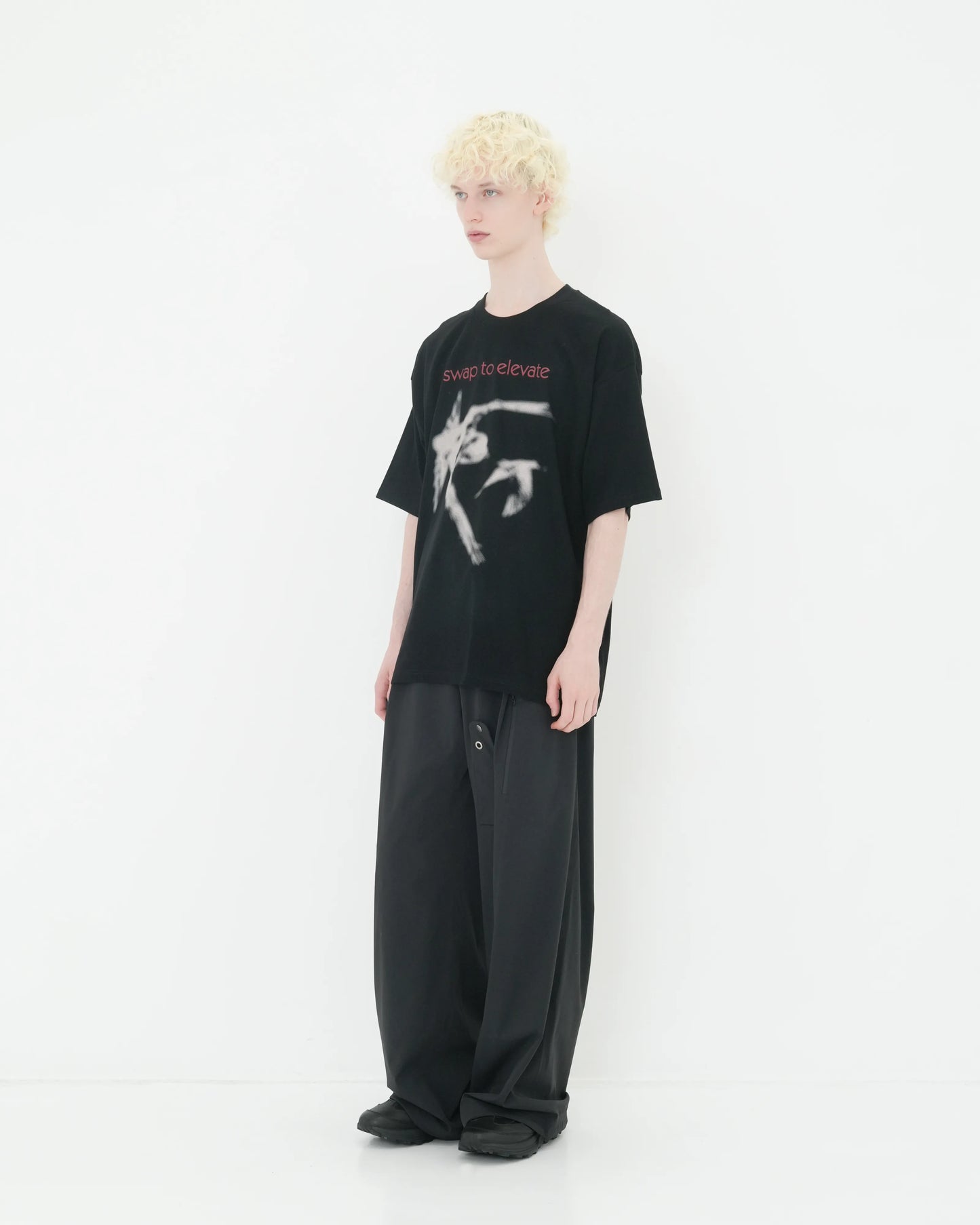 PRINT T-SHIRT "SWAP TO ELEVATE" BLACK