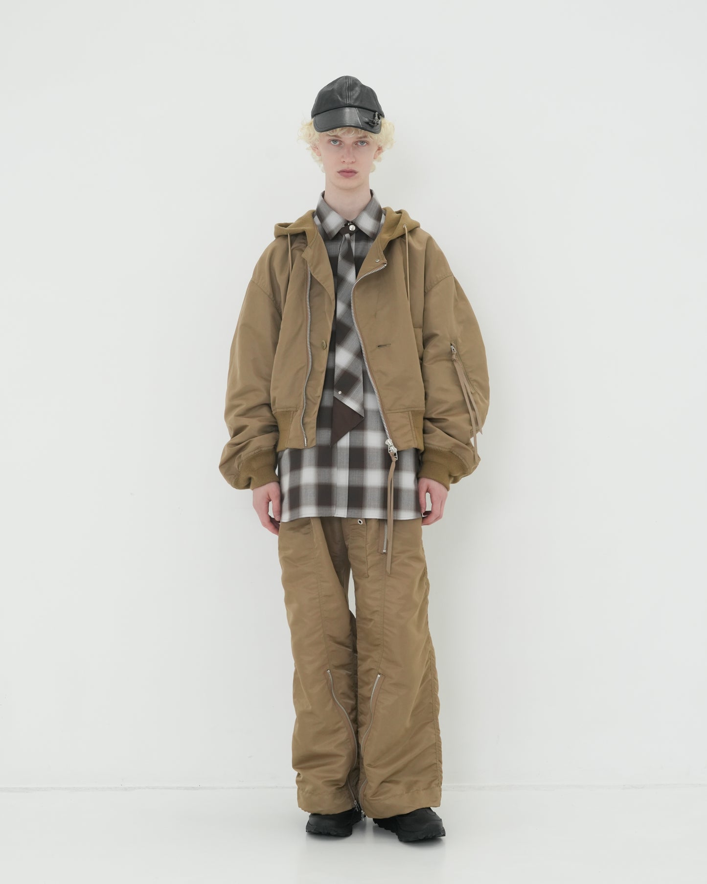 NOTCHED LAPEL HOOD MA-1 BEIGE