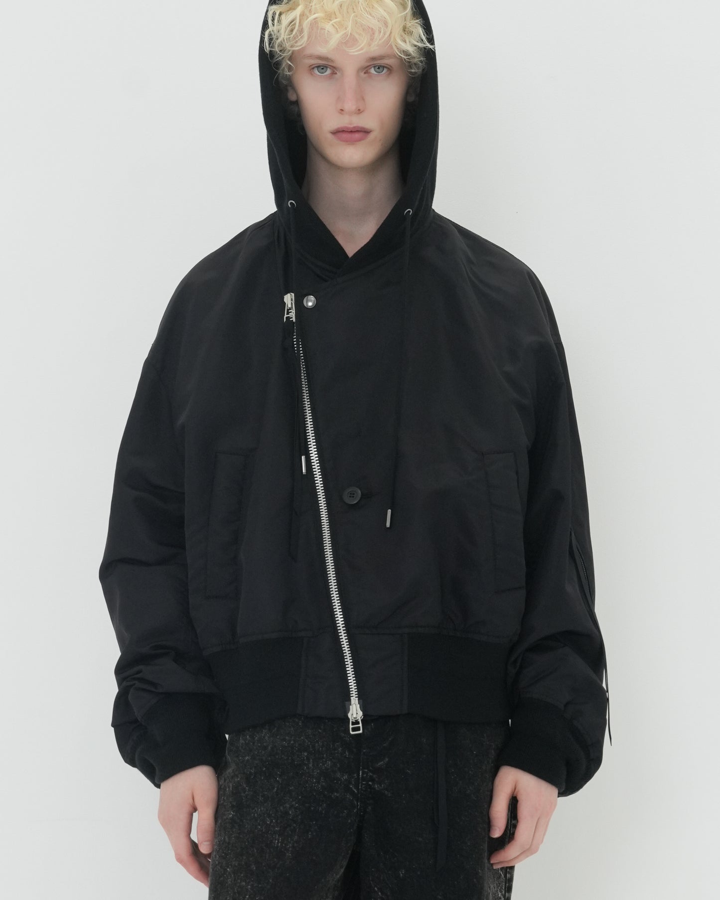 NOTCHED LAPEL HOOD MA-1 BLACK