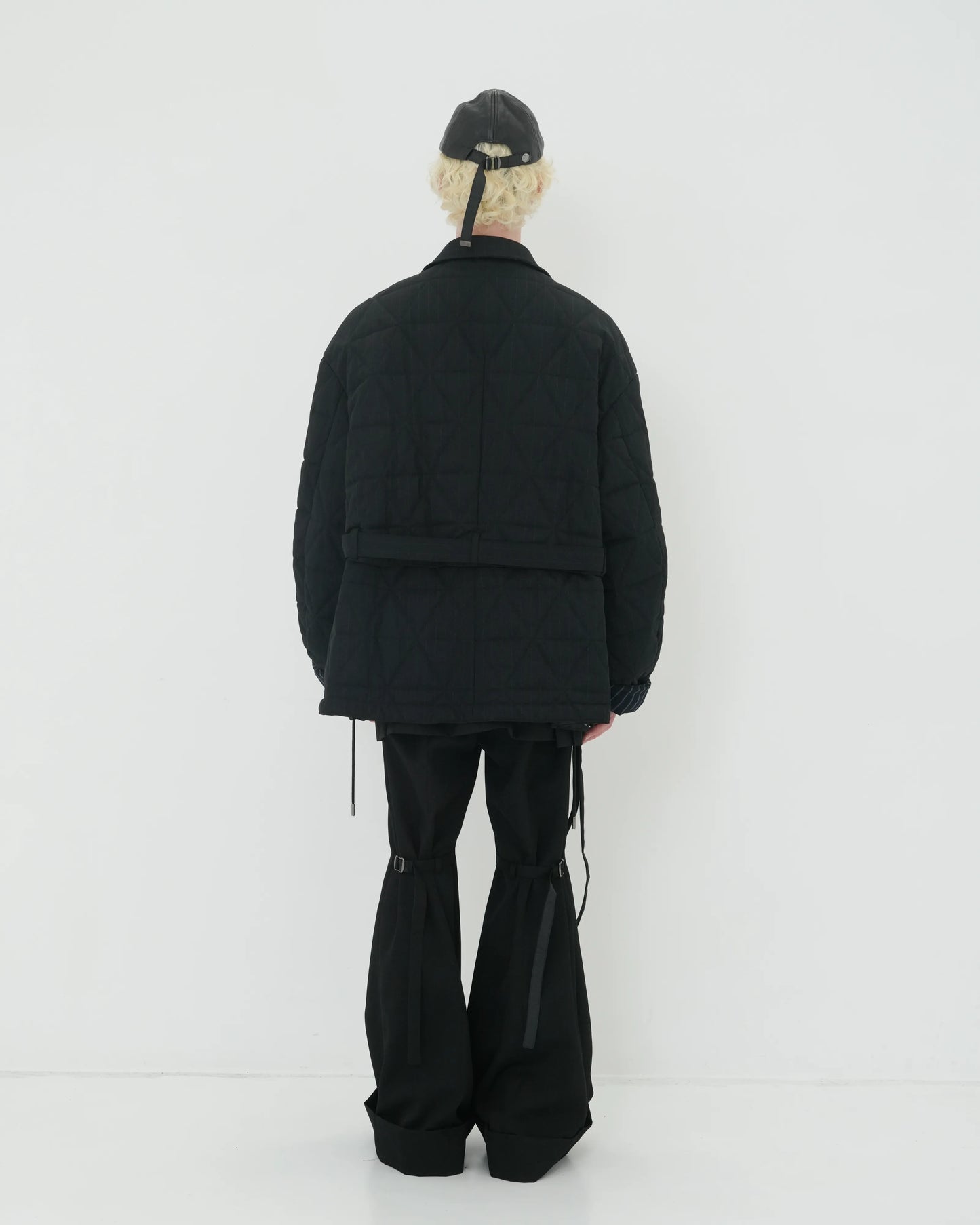CHALK STRIPE QUILTING JACKET BLACK