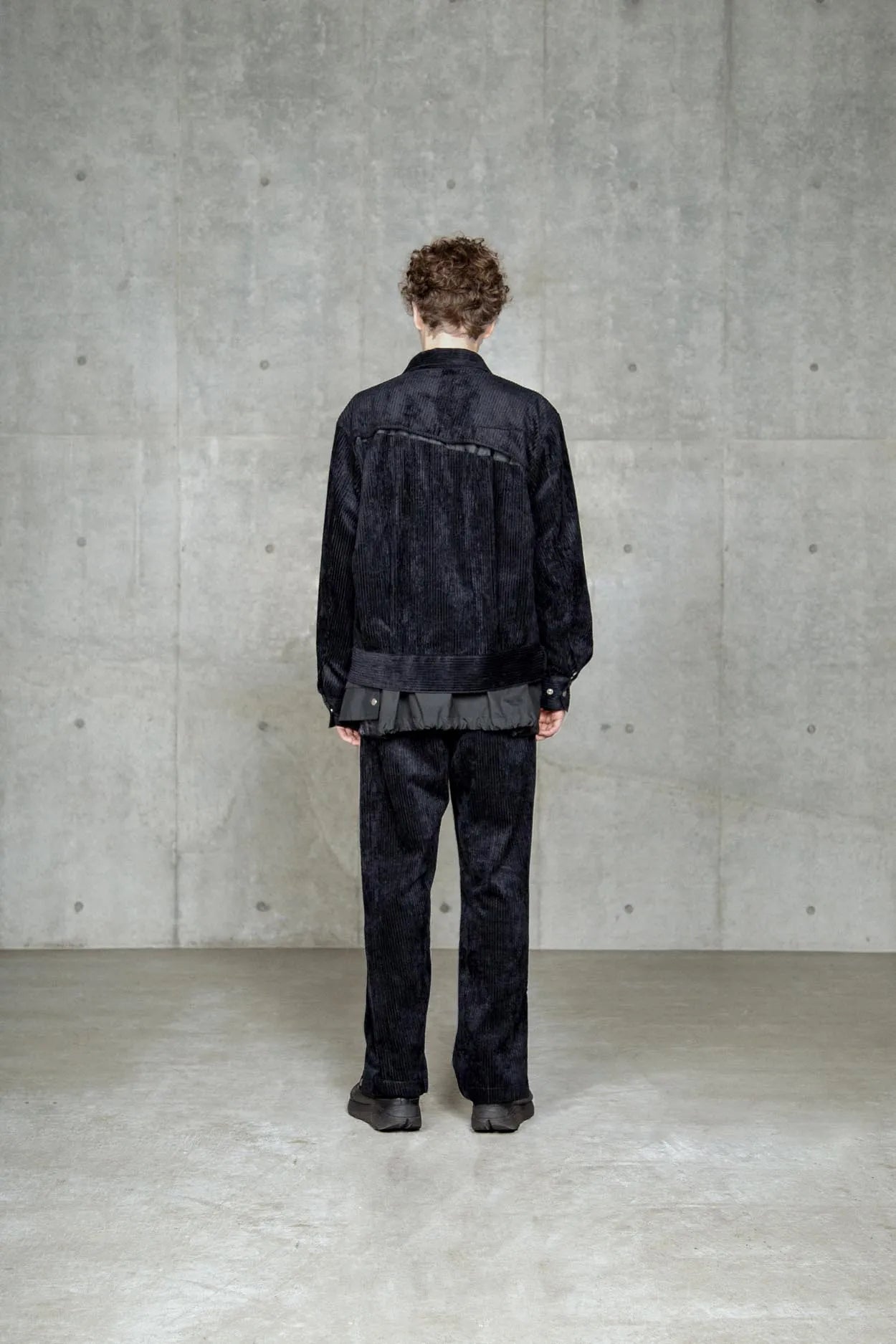 ∠13° CORDUROY JACKET BLACK GREY