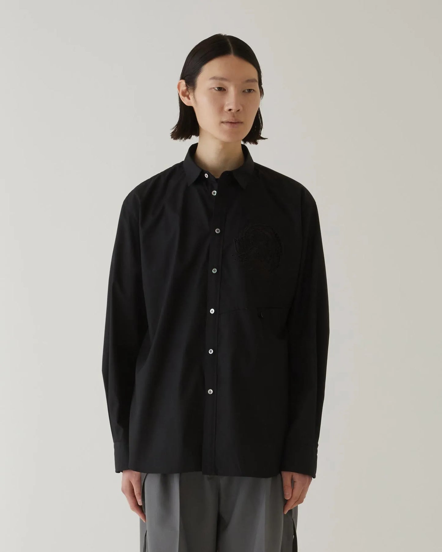 EMBROIDERY SHIRT BLACK