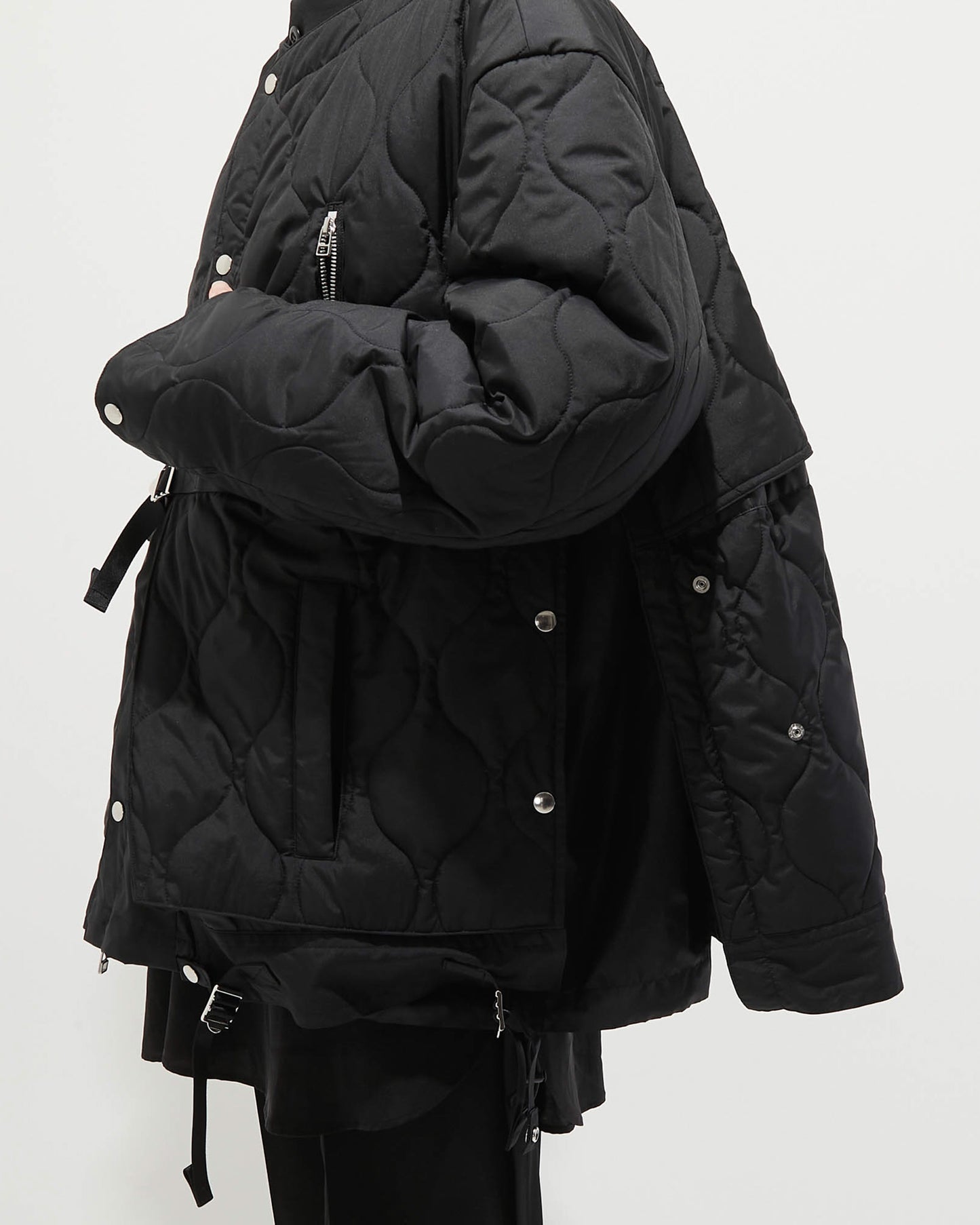 QUILTING MAGAZINE VEST LINER BLACK