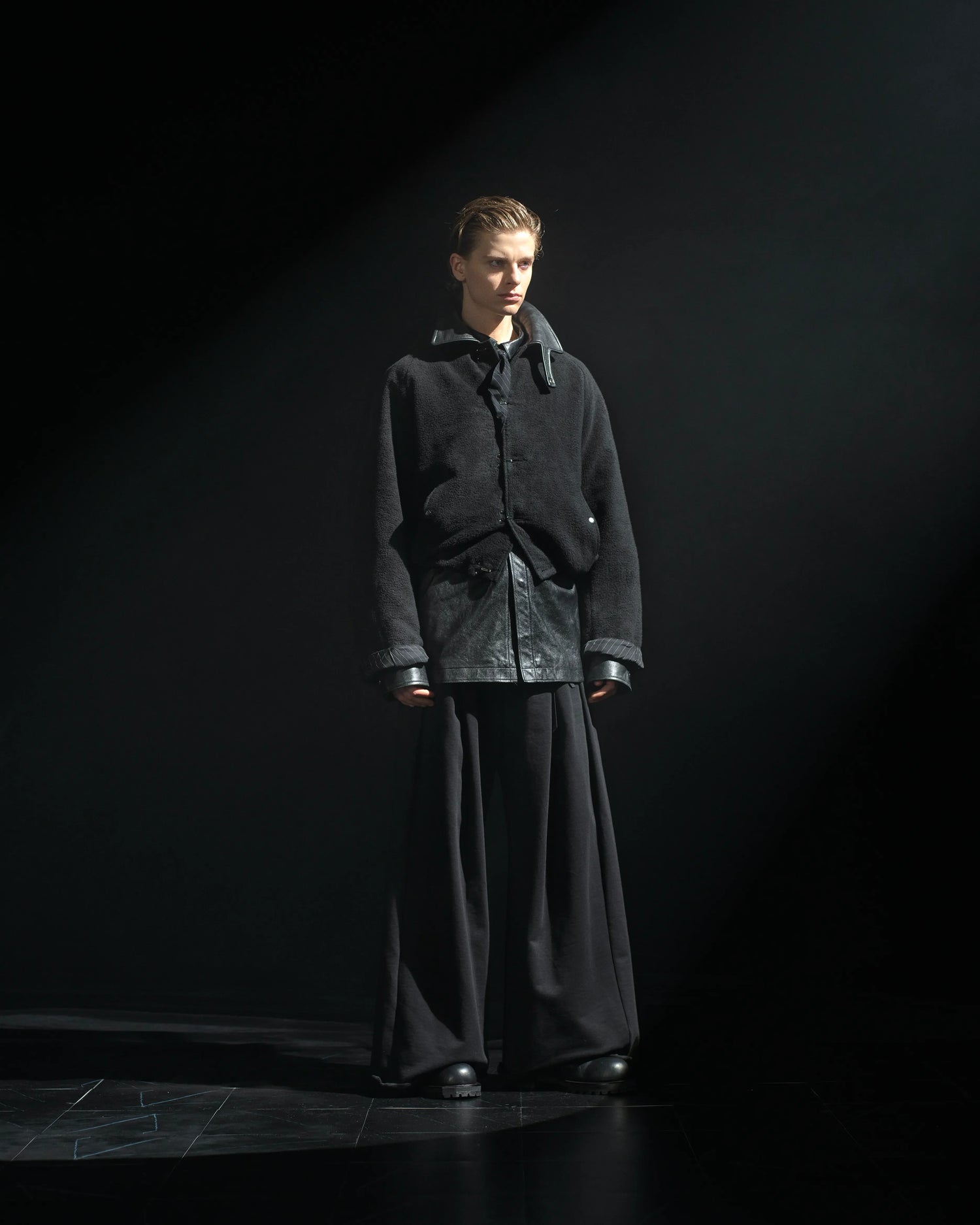 AW26-017