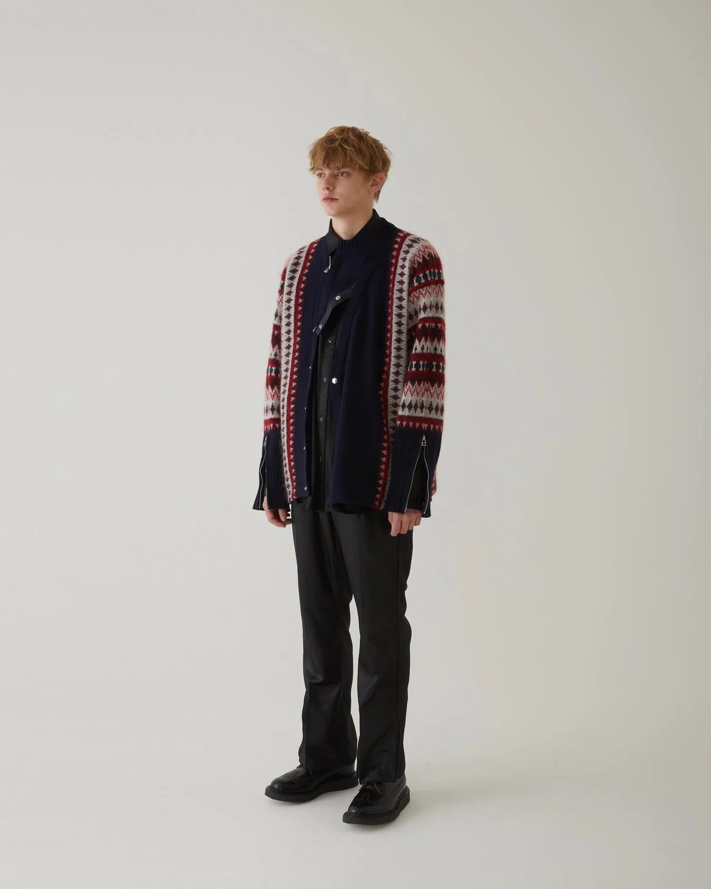 FAIR ISLE FRONT SLIT KNIT NAVY × RED