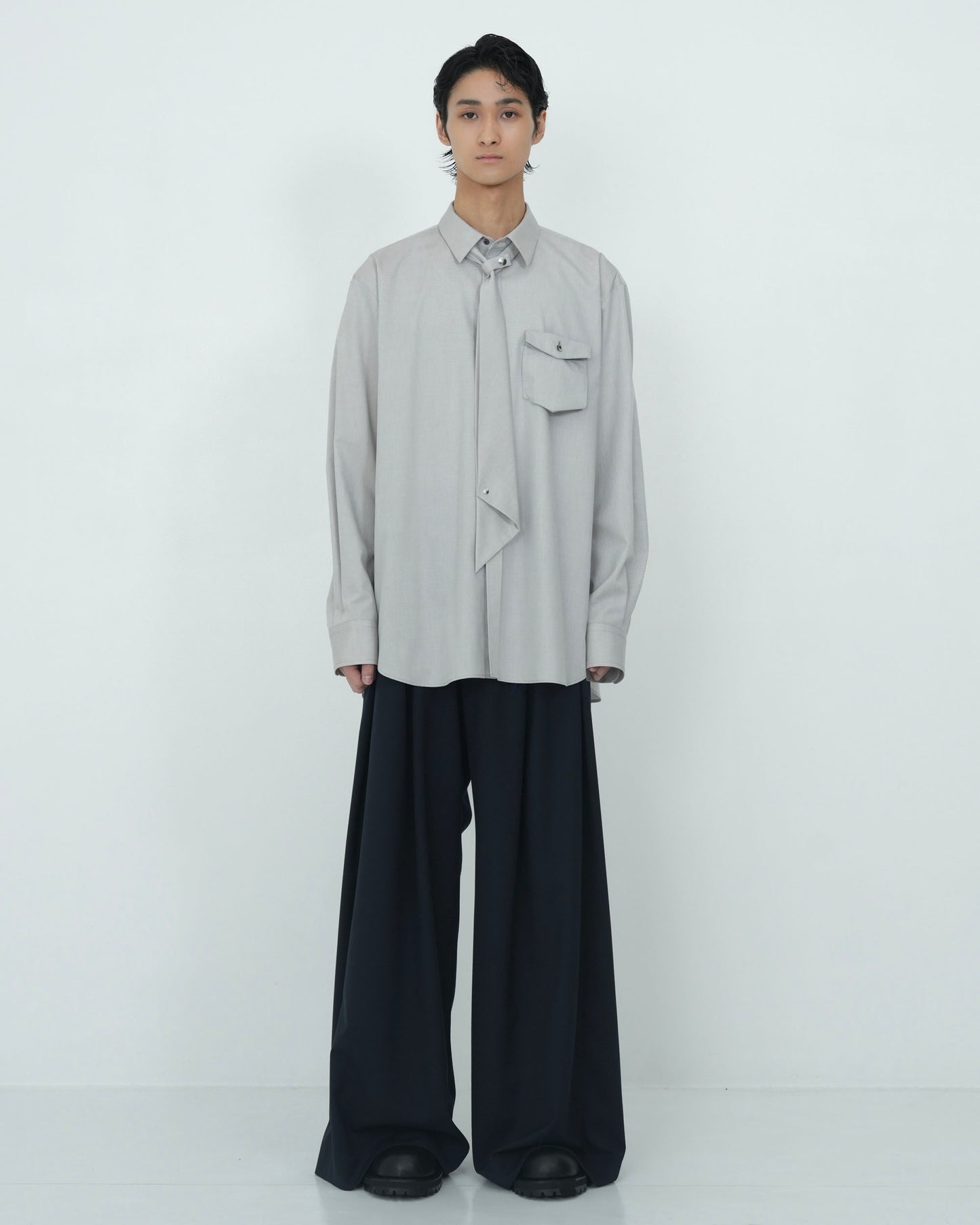 NECKTIE SHIRT GREY
