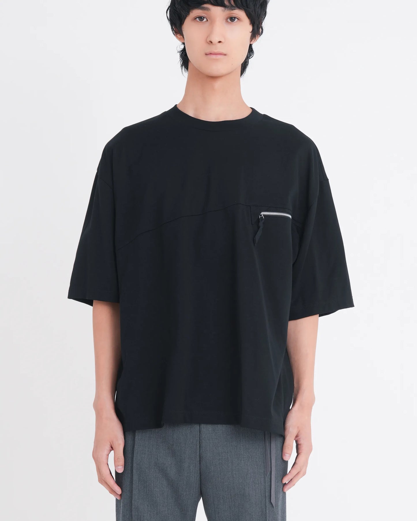 ∠12＋1° POCKET T-SHIRT BLACK