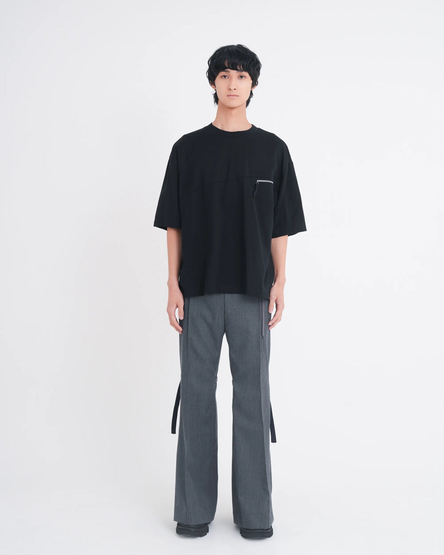 ∠12＋1° POCKET T-SHIRT BLACK