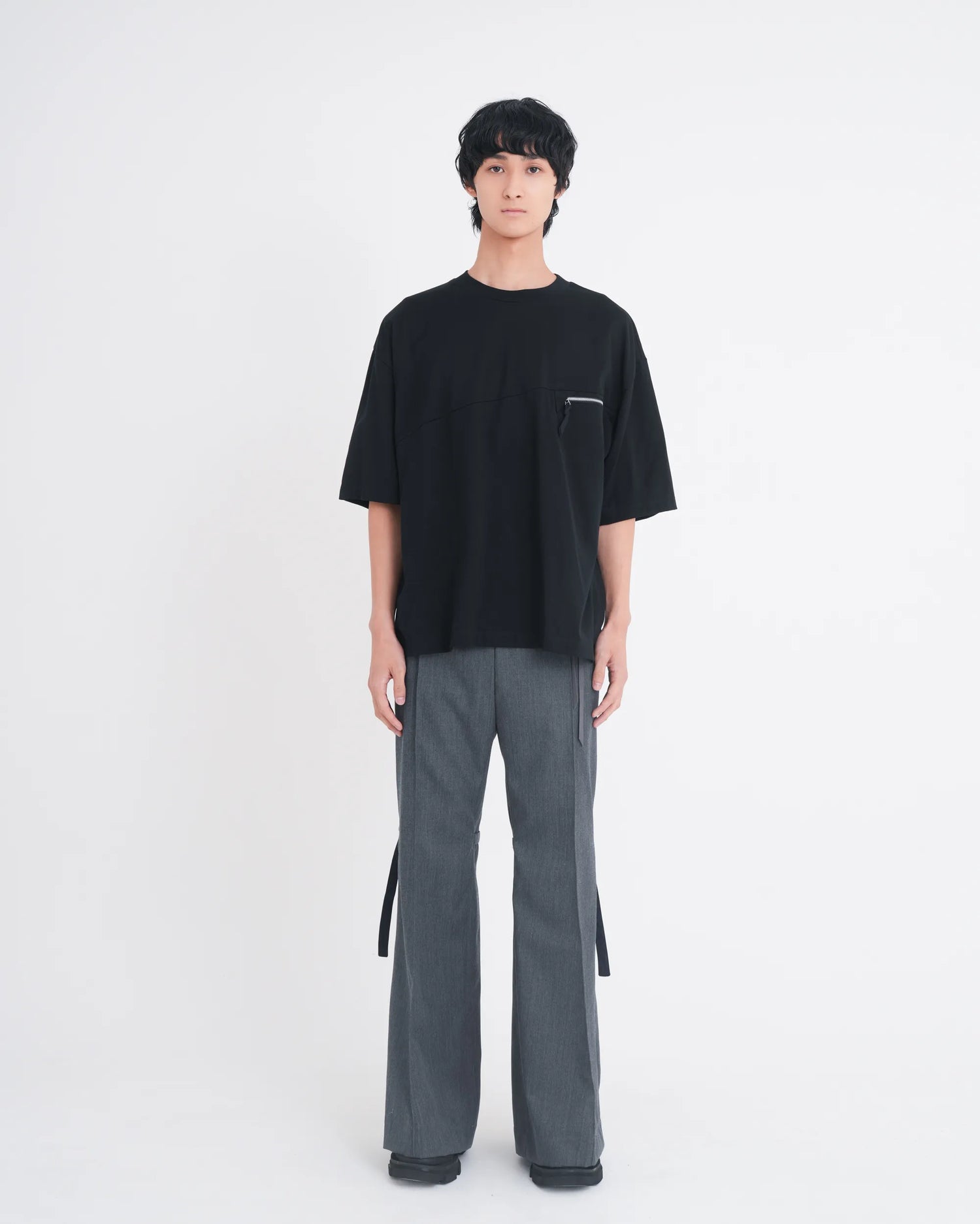 ∠12＋1° POCKET T-SHIRT BLACK