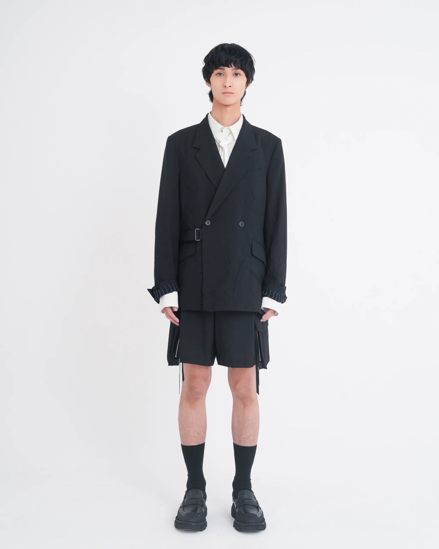 WRINKLED DOUBLE - BREASTED JACKET BLACK