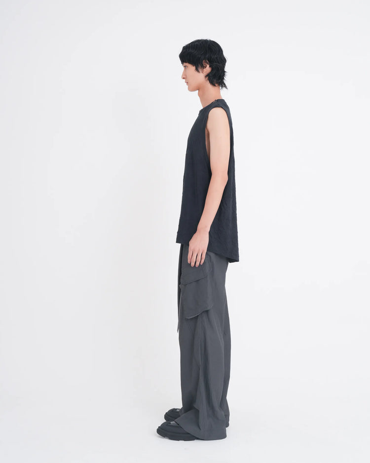 WRINKLED SLEEVELESS TOPS BLACK