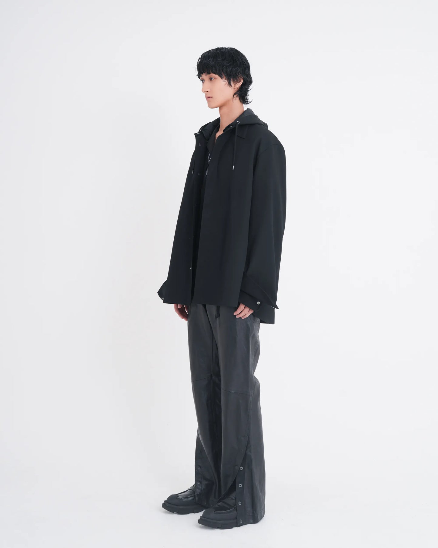 ∠12+1° PANEL LEATHER PANTS BLACK