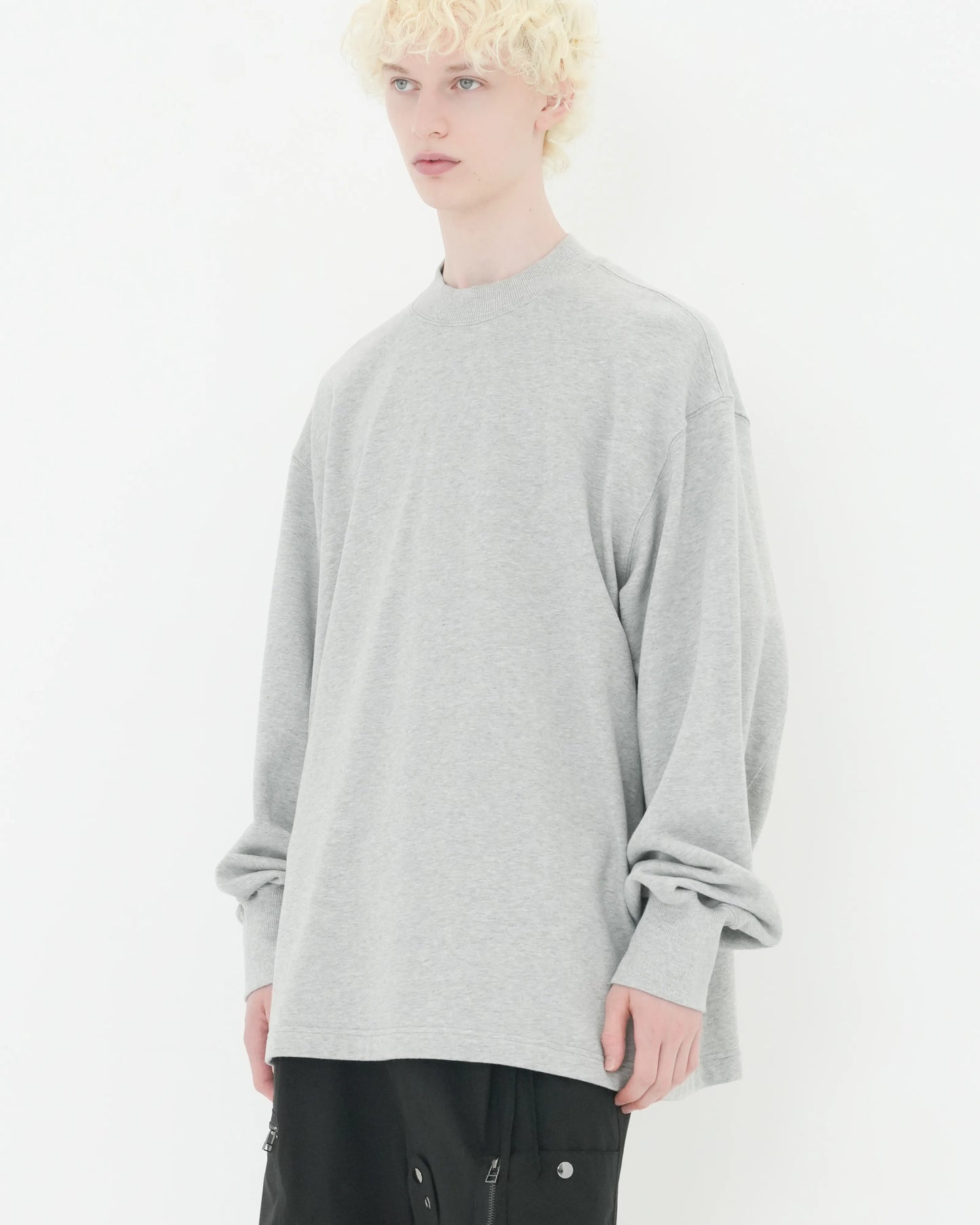 SIDE SEAM POCKET SWEATSHIRT GREY