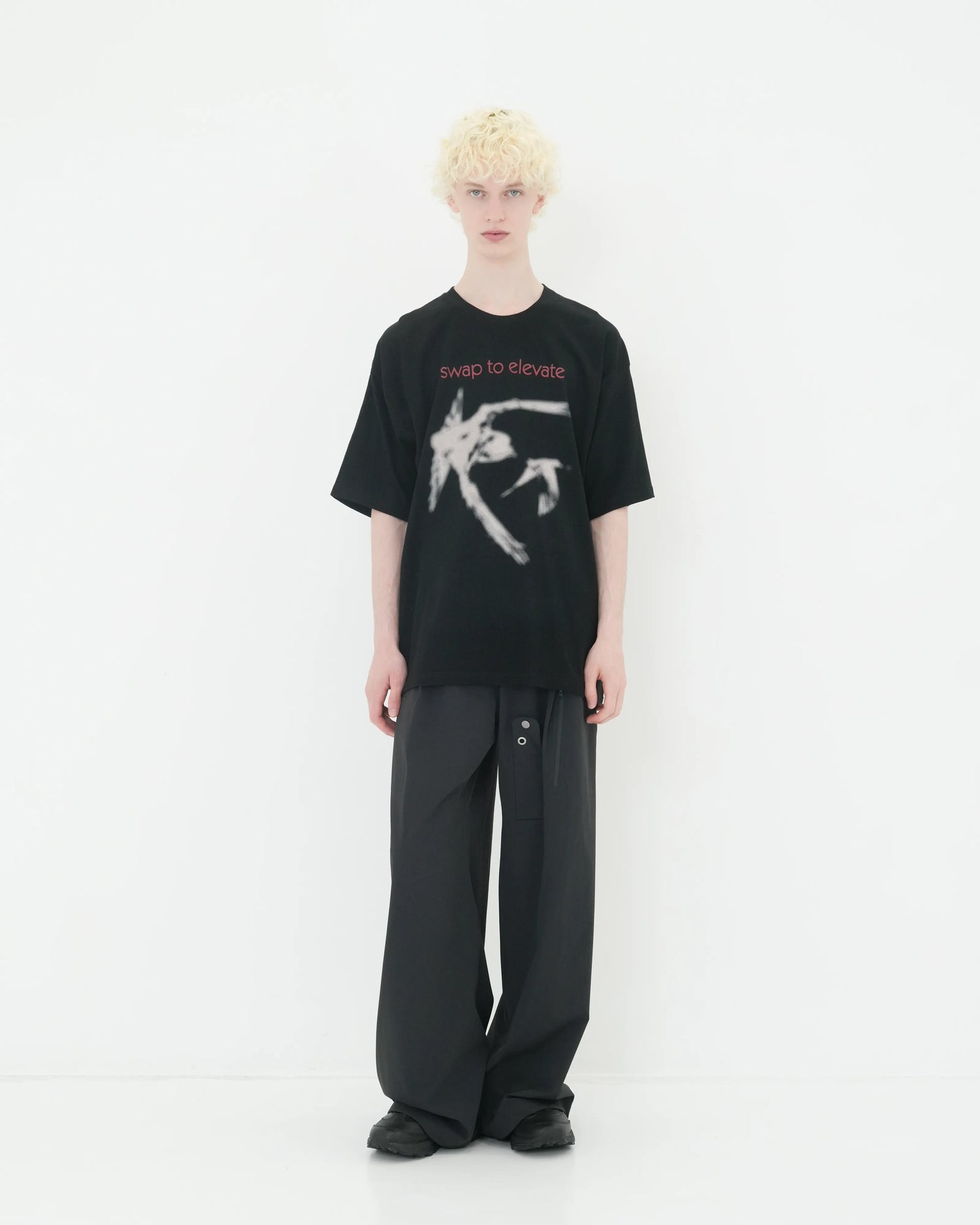 PRINT T-SHIRT "SWAP TO ELEVATE" BLACK