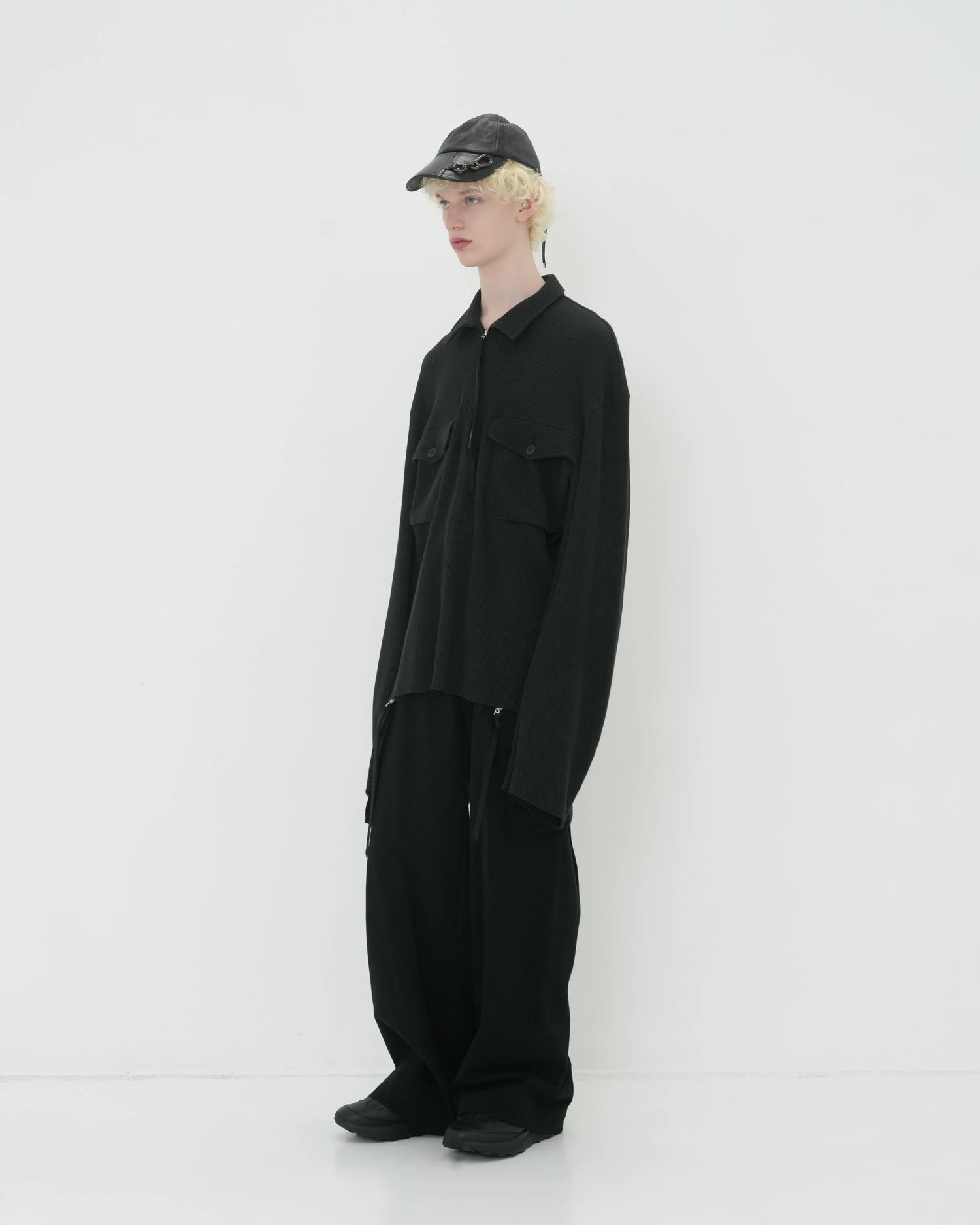 WAFFLE POLO SHIRT BLACK