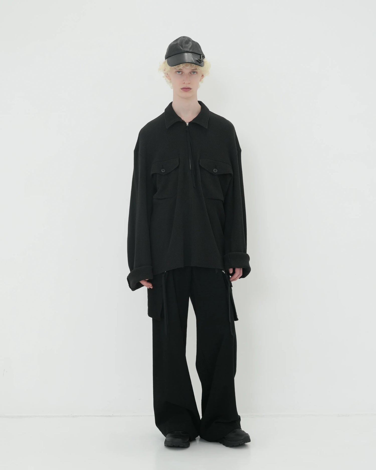 WAFFLE POLO SHIRT BLACK