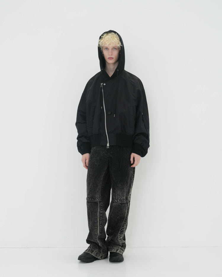 KNEE TUCK DENIM PANTS BLACK