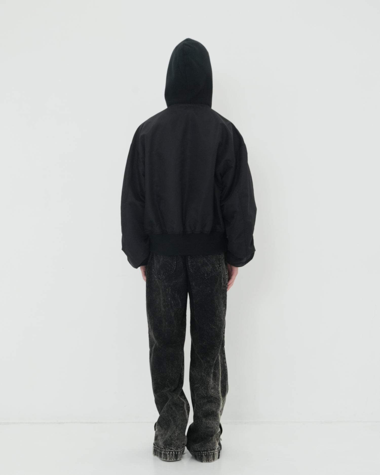 NOTCHED LAPEL HOOD MA-1 BLACK