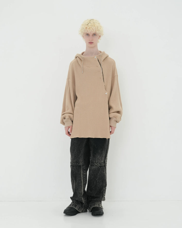 ∠12+1° SLIT HOODIE BEIGE