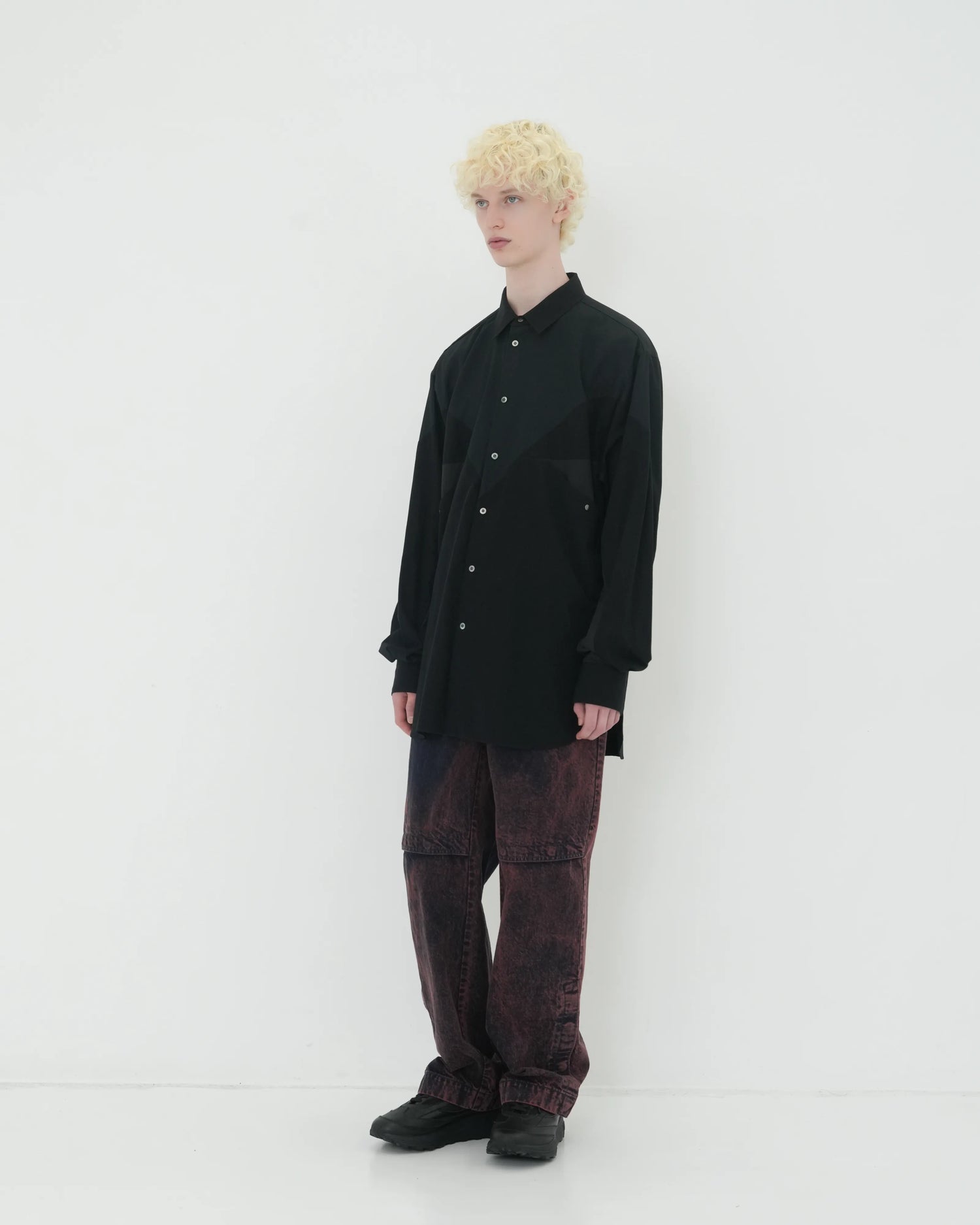 KNEE TUCK DENIM PANTS NAVY
